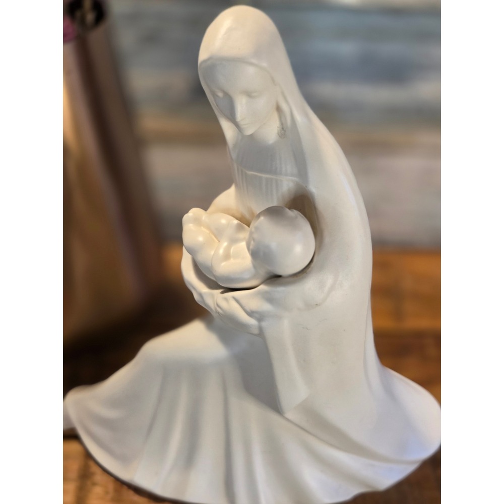 Vintage Ceramic Madonna and Child Figurine Matte White Religious Art - Picture 9 of 10